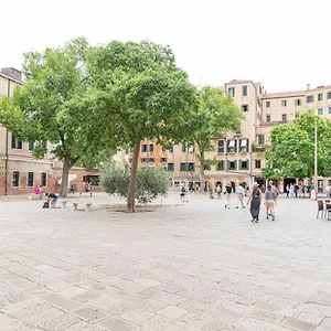 Campo Del Ghetto Novo - Lovely With Canal View Appartamento